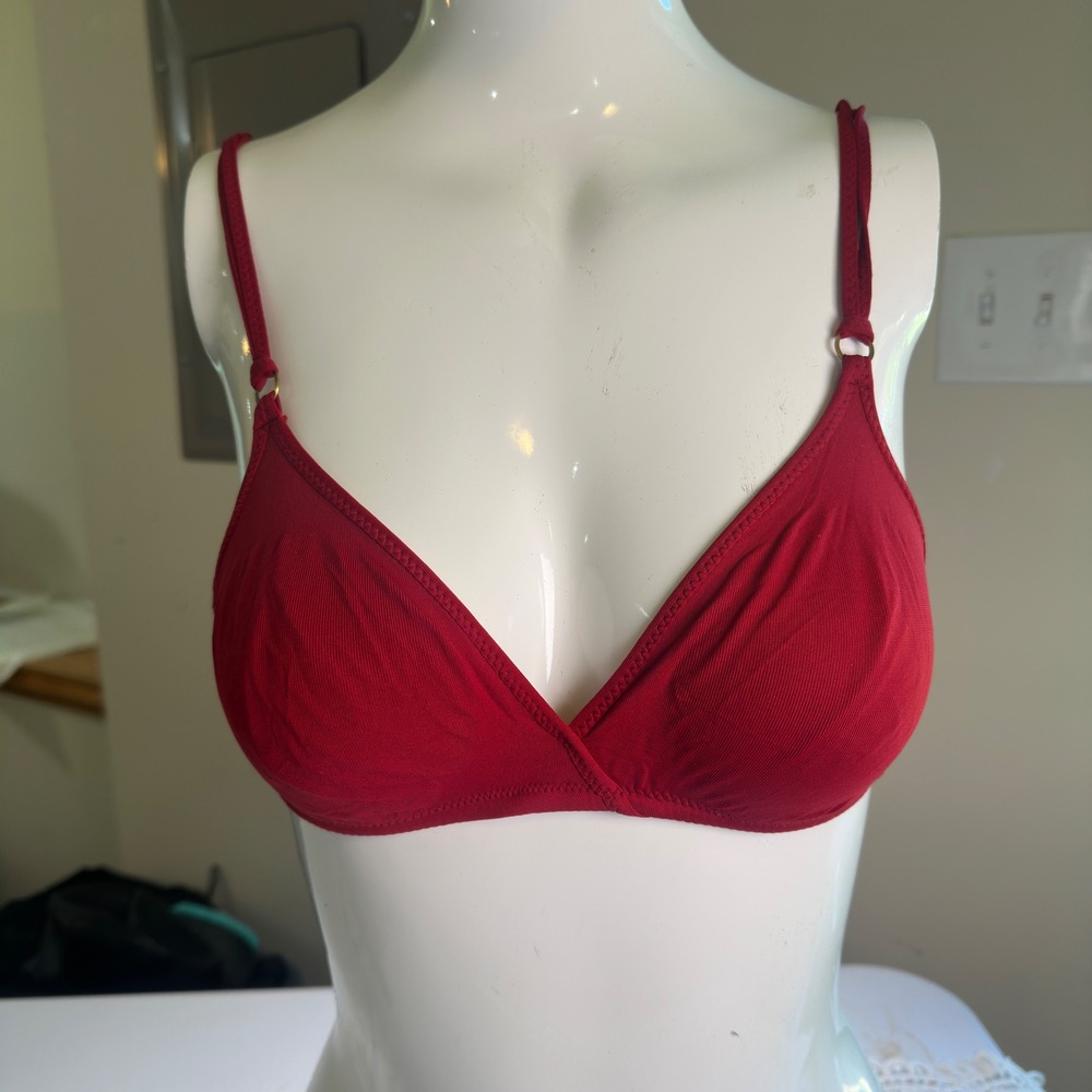 Huit Triangle Bra Red Polyamide Spandex Solid 34A Wireless‎ Non-Padded Lingerie